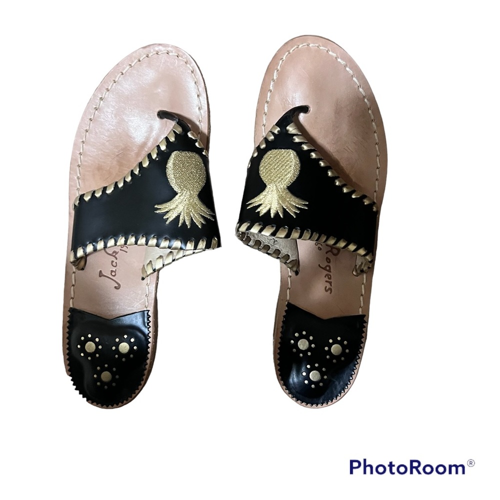 Jack Rogers Embroidered Pineapple Sandals Black and Gold Flip Flop Thongs Sz 7